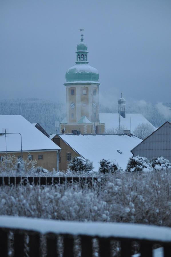 Apartmany Nemo Horni Blatna Exterior foto
