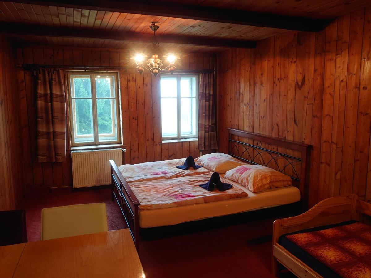 Apartmany Nemo Horni Blatna Exterior foto